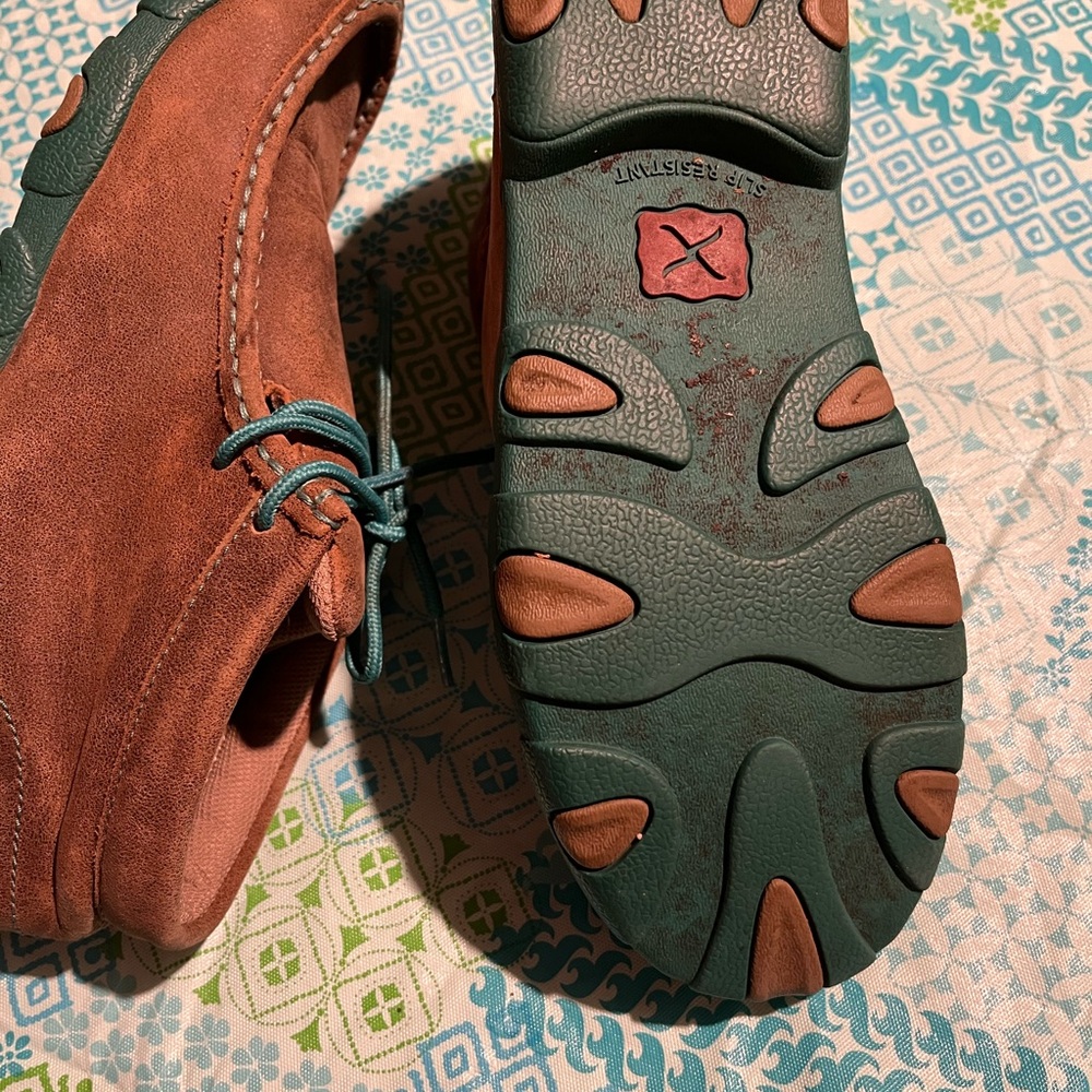 Twisted X Men's Brown and Teal Chukka Boots - Picture 4 of 8